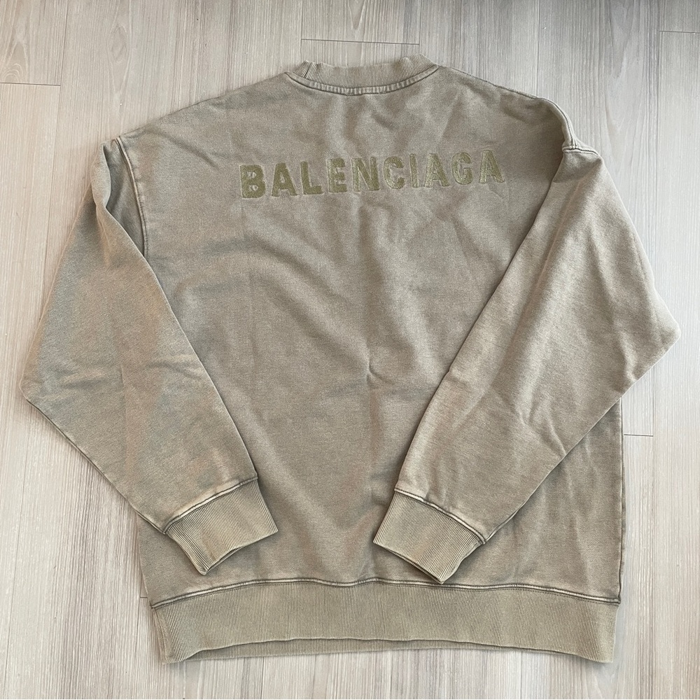 Dupe sweatshirt